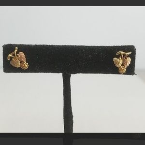 18k gold earings no backs